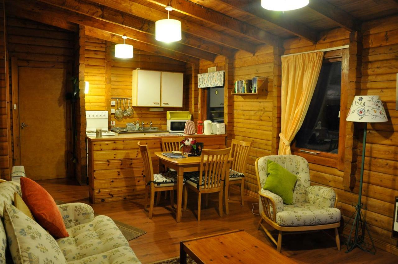 Villa Country Retreats At Butterstone à Dunkeld Extérieur photo